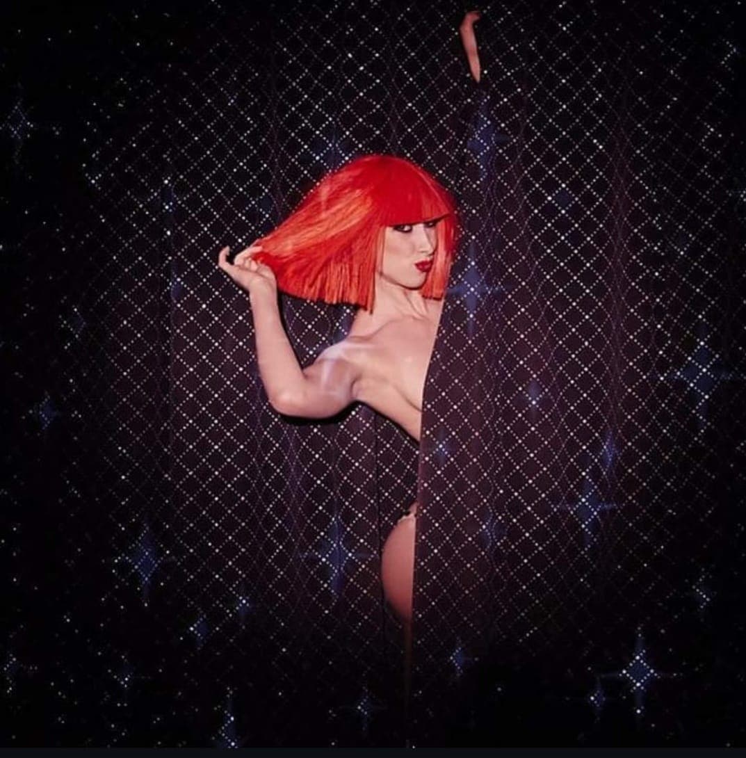 Audrey Vichet Manaud — Crazy Horse Paris